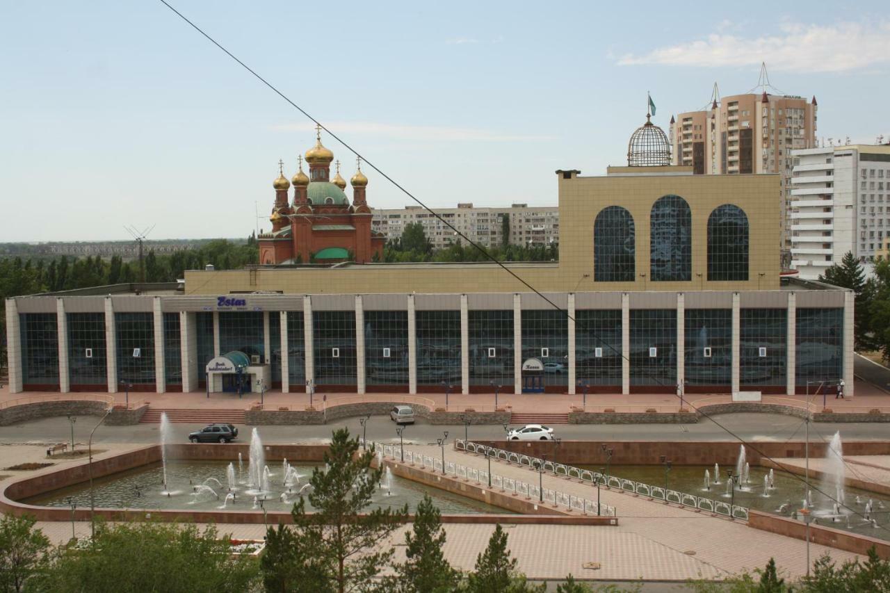 1-Комнатная Квартира На Набережной 巴甫洛达尔 外观 照片